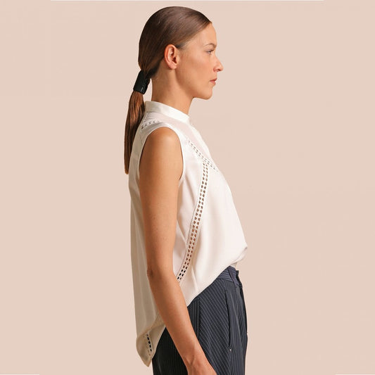 - Quiver - Lace Sleeveless Top - White