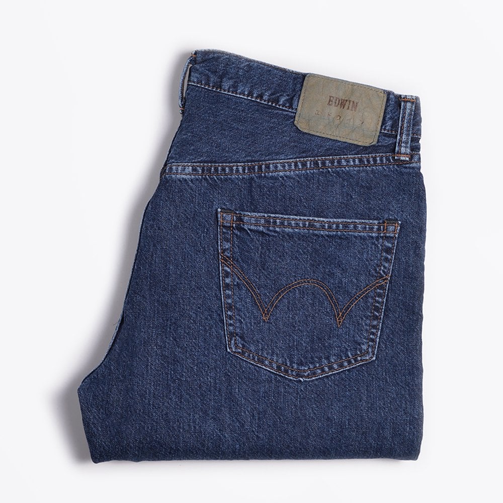 - Slim Tapered Jeans - Blue Akira Wash