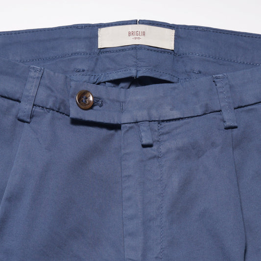 - Bermuda Turn-Up Shorts - Blue