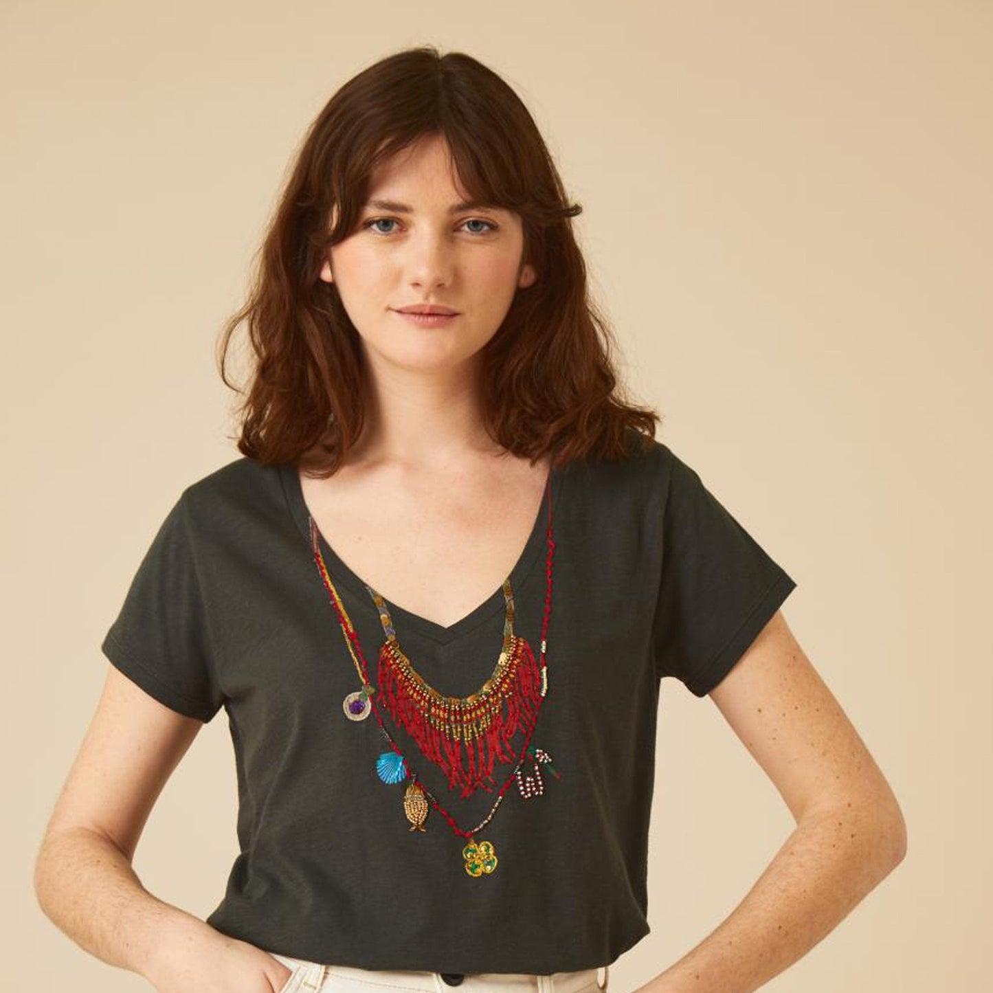 Tonton Afrika Necklace Tee - Ashes