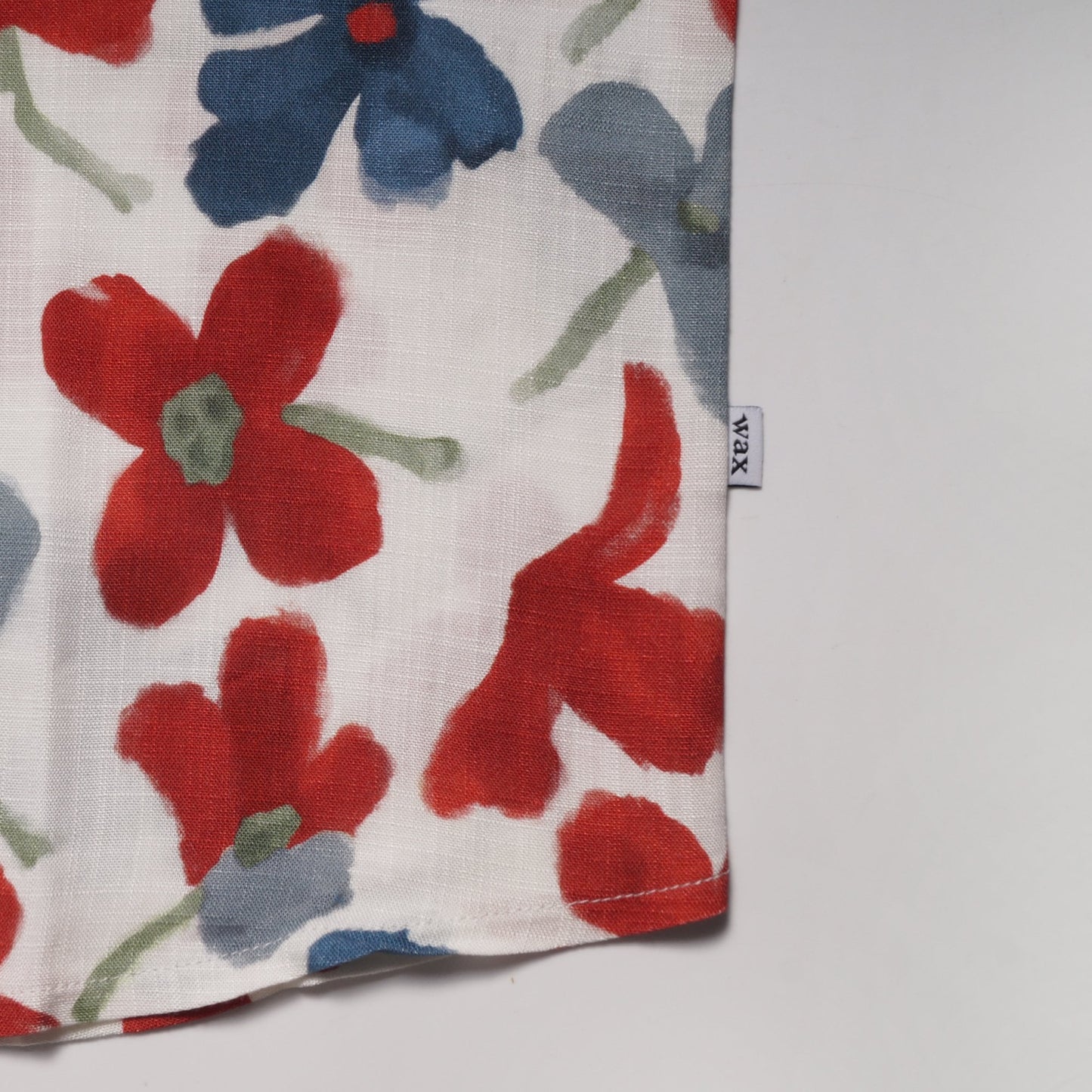 - Didcot - Bright Floral Shirt - Red/Blue