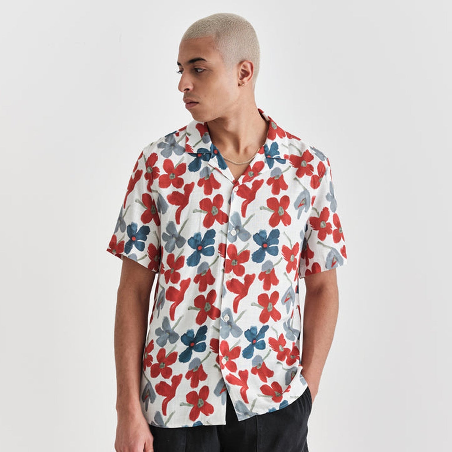 - Didcot - Bright Floral Shirt - Red/Blue
