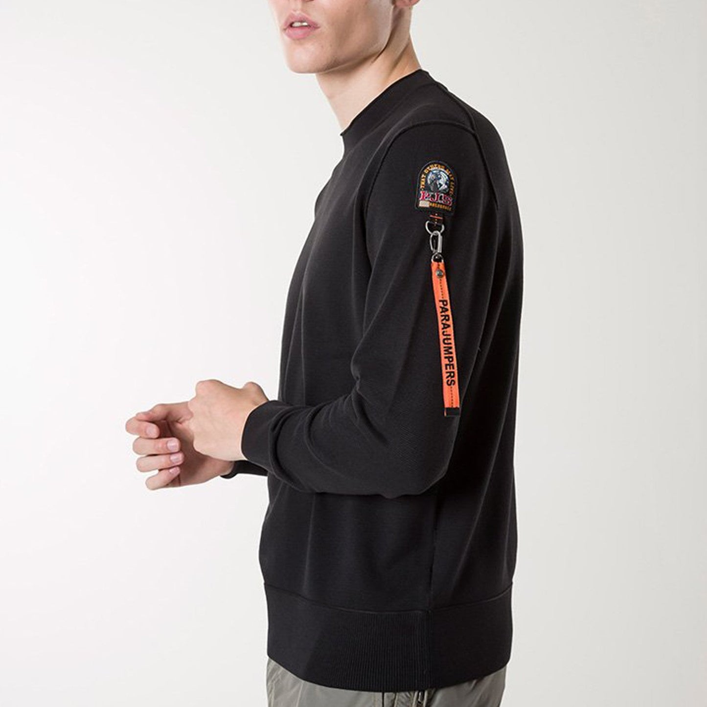 - Braw - Knitted Sweater - Black