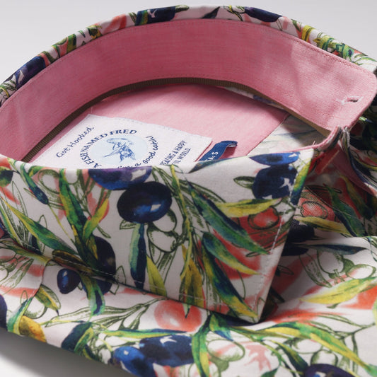 - Olives Shirt - Green/Pink