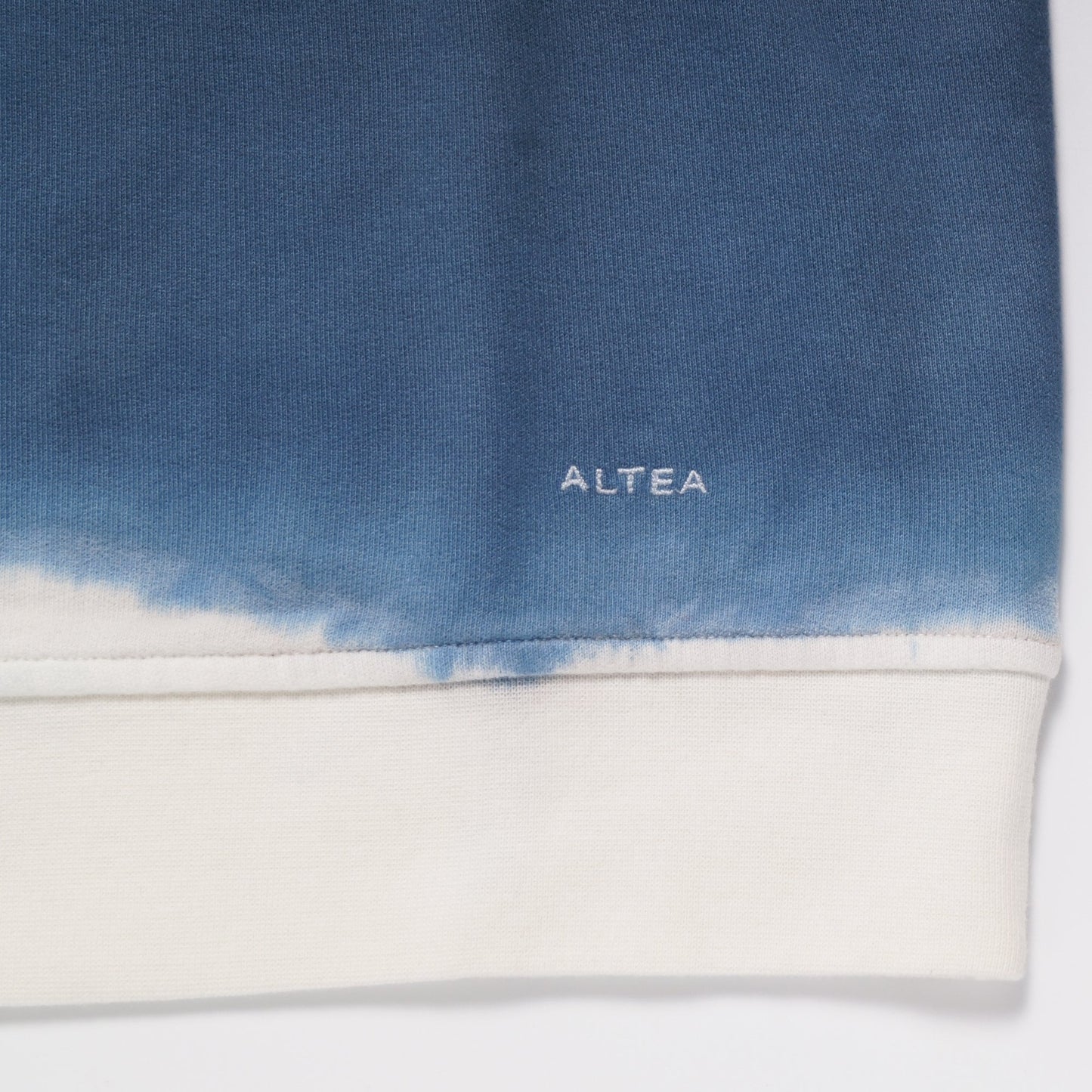 - Wilson - Dip-Dye Sweatshirt - Navy