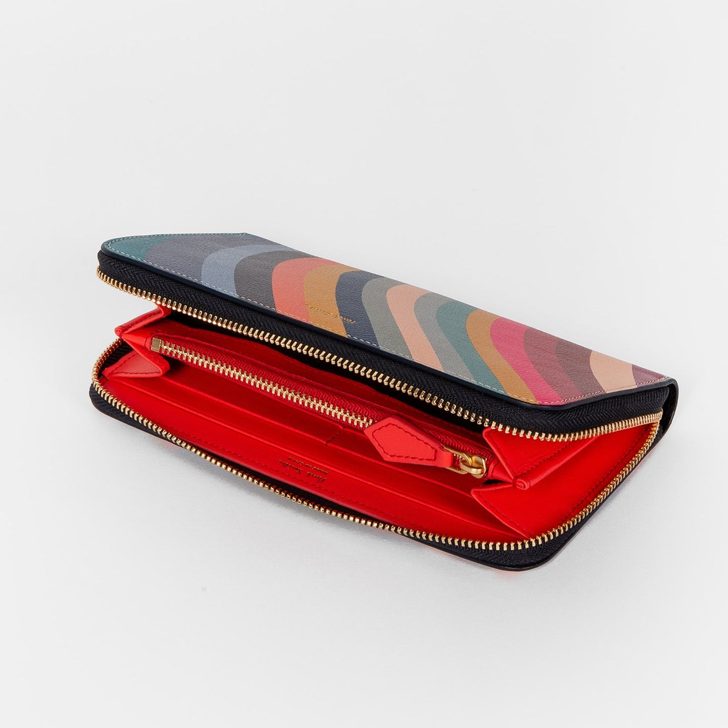 Large Swirl Zip Round Leather Purse - Swirl