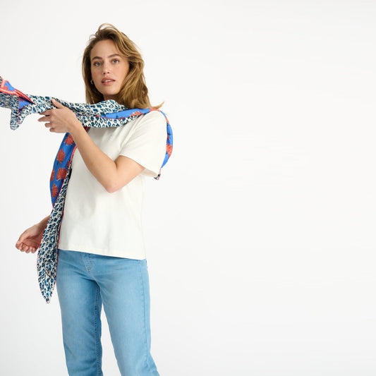 - Double Flowers Shawl - Marina Blue