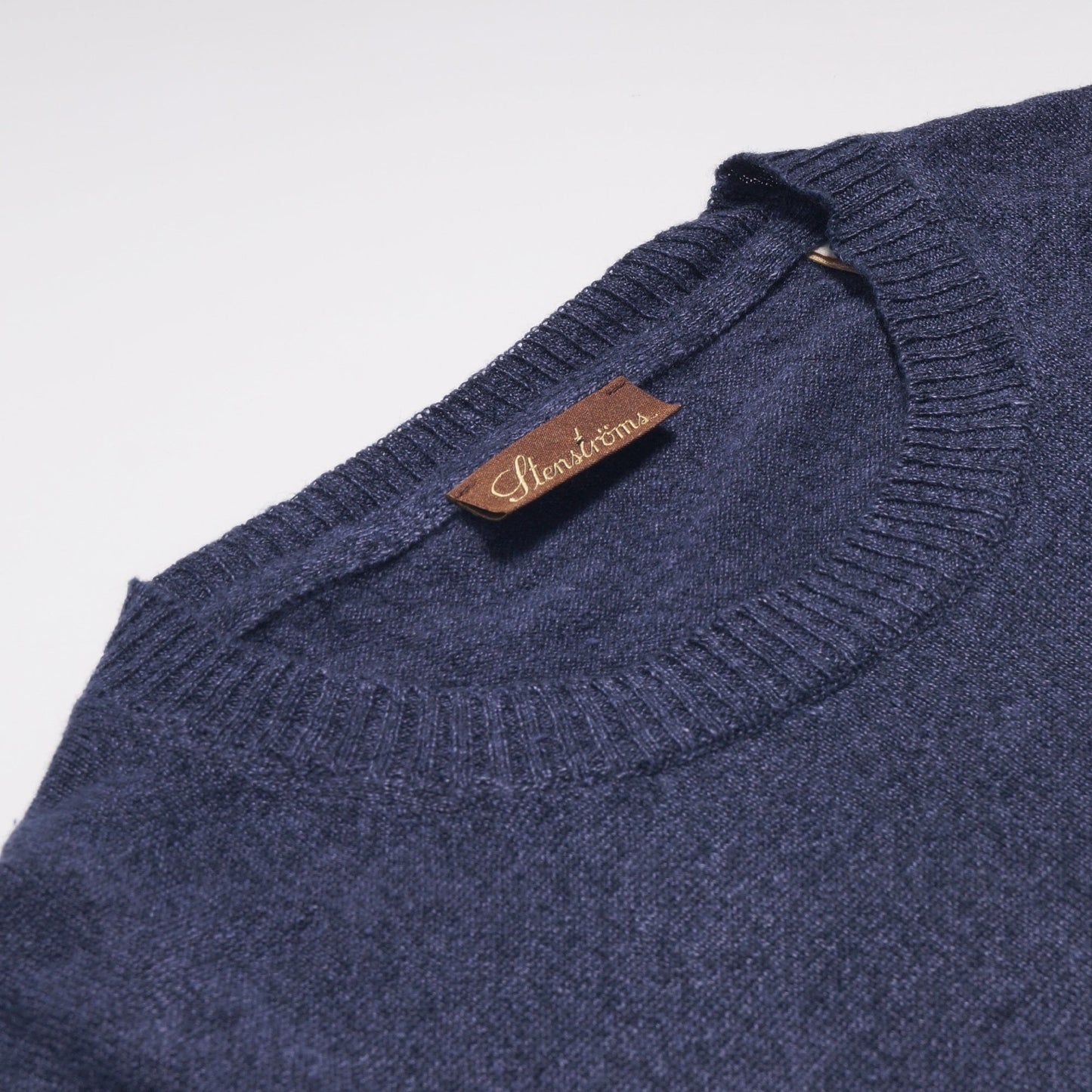 - Merino Linen Crew Neck Pullover - Navy