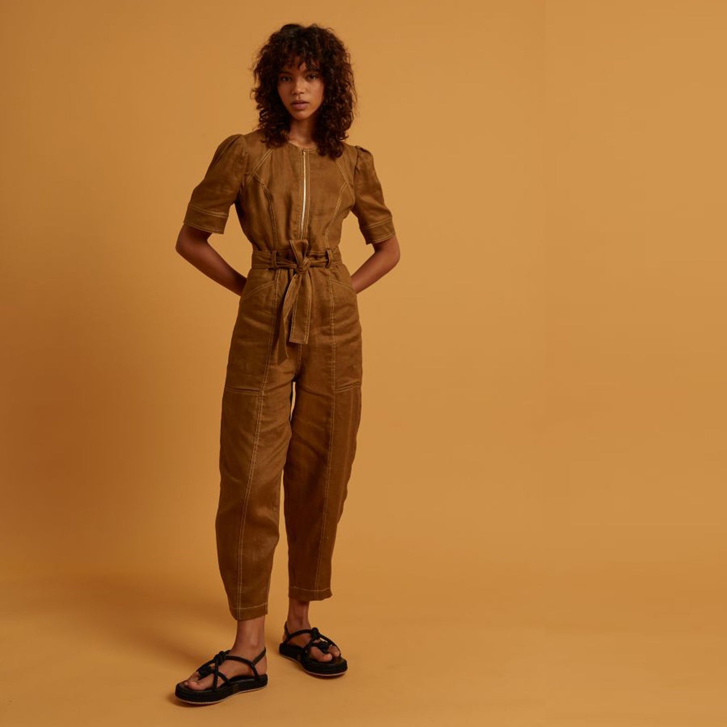 - Oneil Jumpsuit - Tobacco