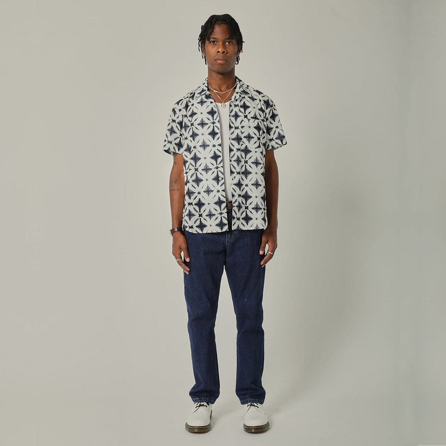 - Tie Dye Geometric Print Shirt - Black