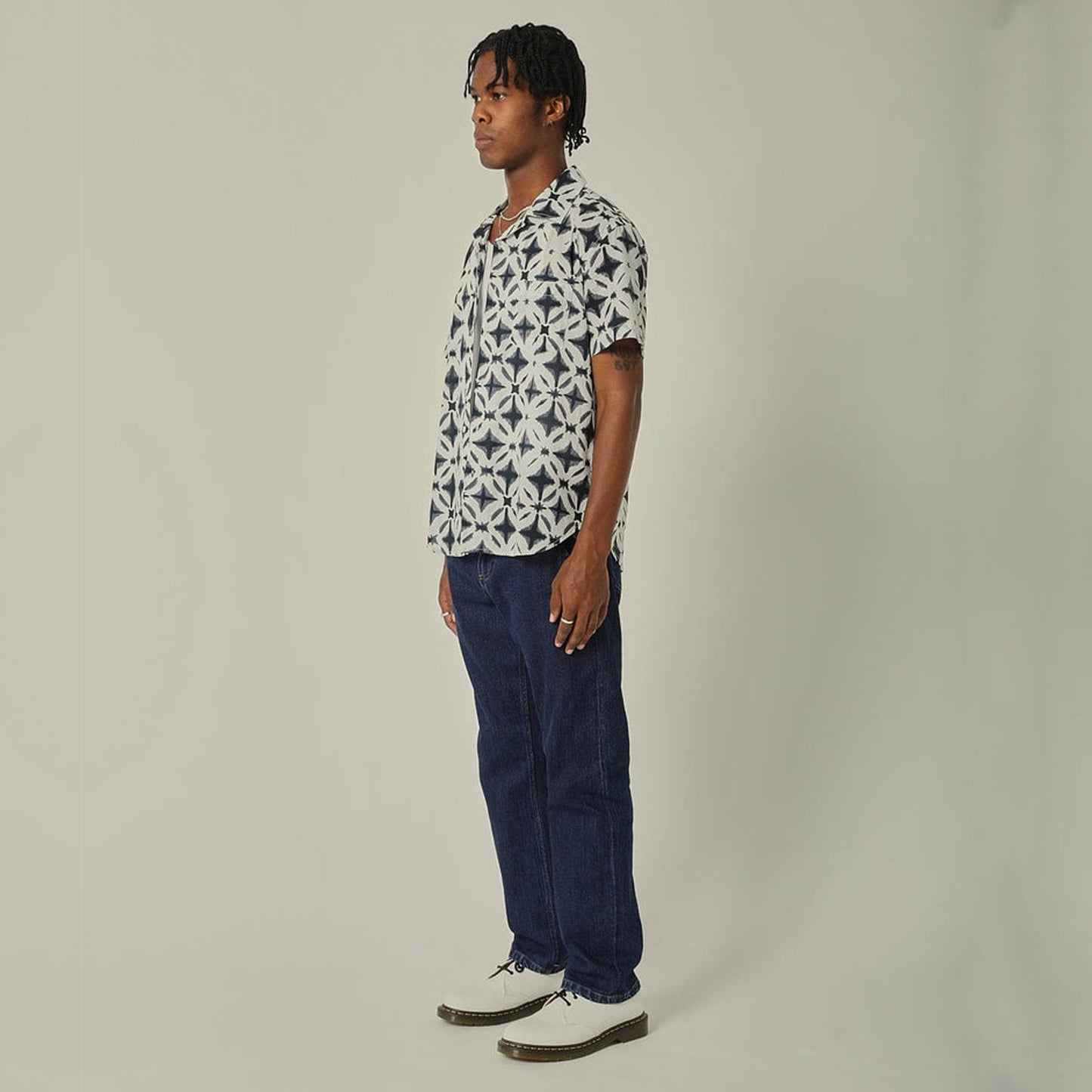 - Tie Dye Geometric Print Shirt - Black