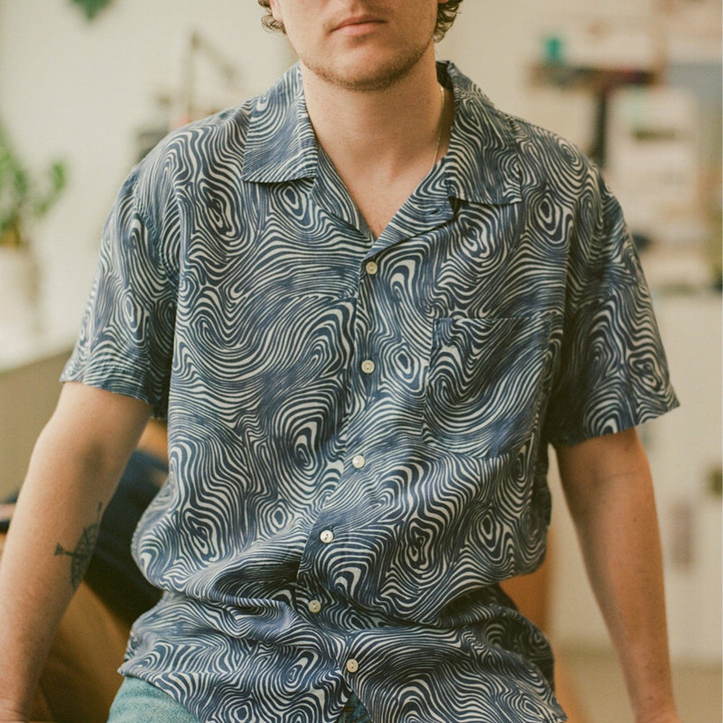 - Contours Print Shirt - Navy