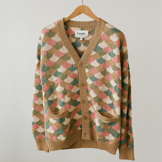 Hand-Knit Scallop Cardigan - Natural