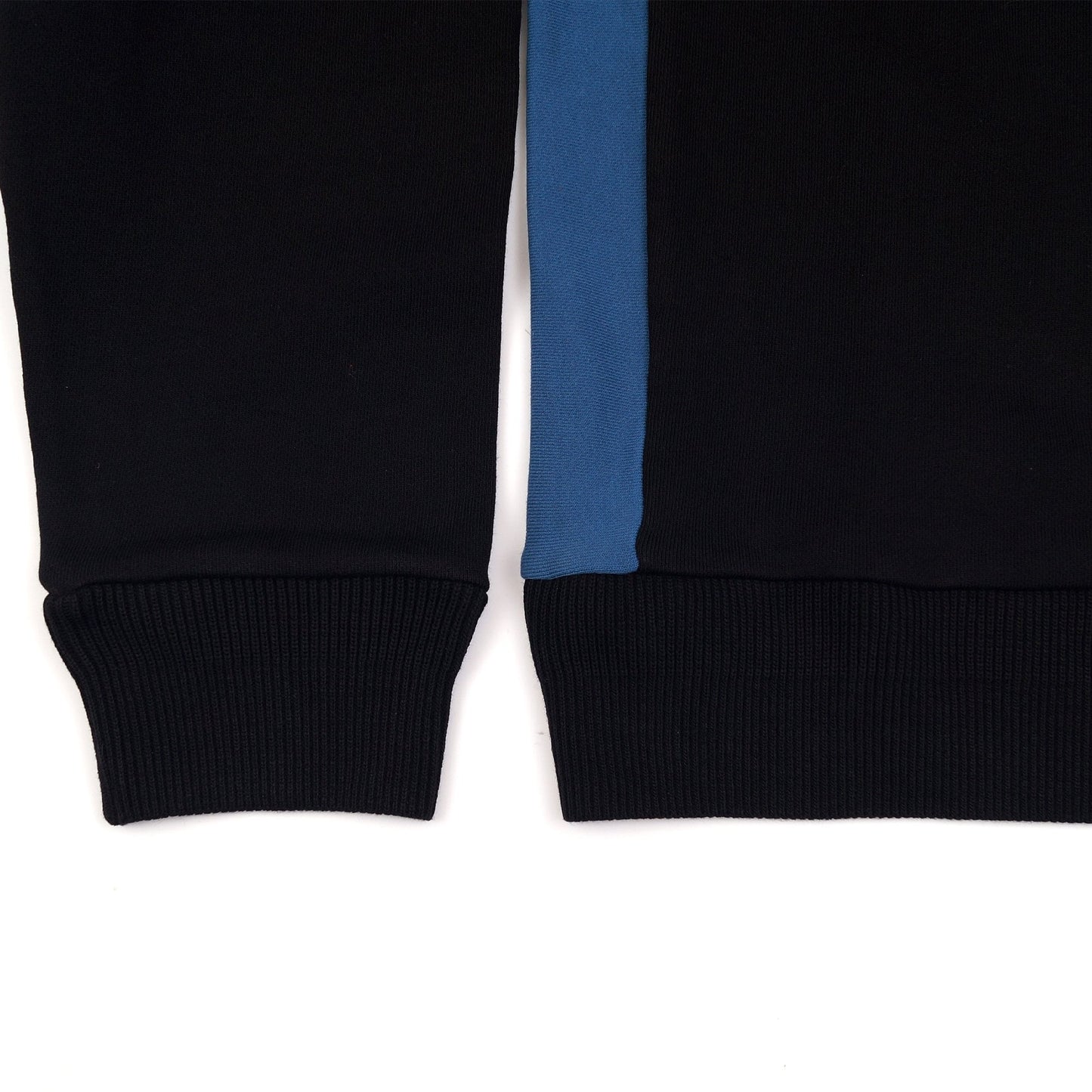 - Zebra Emblem Popover Sweater - Black
