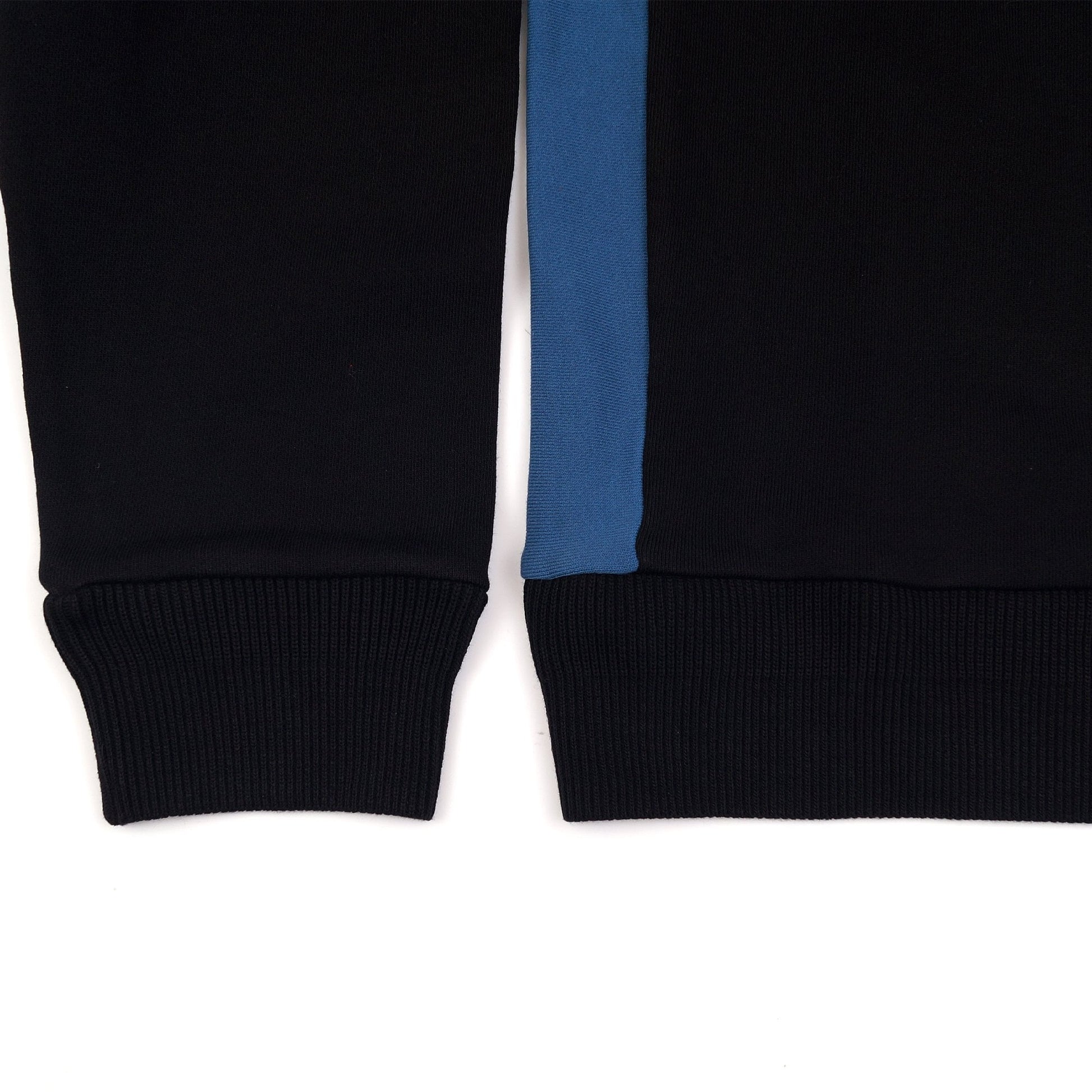 Paul - Zebra Emblem Popover Sweater - Black