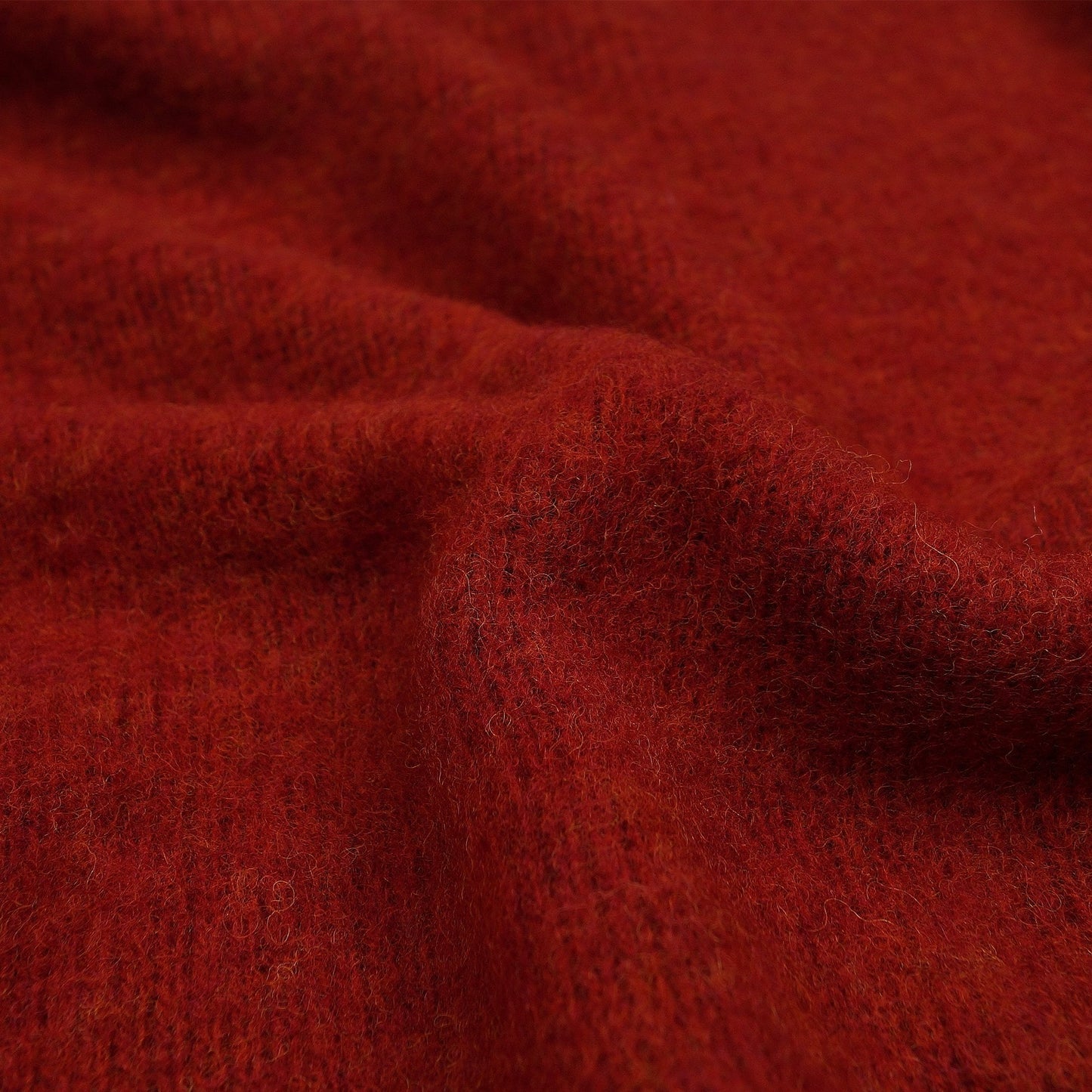 - Suedehead Crew Neck Knit - Red