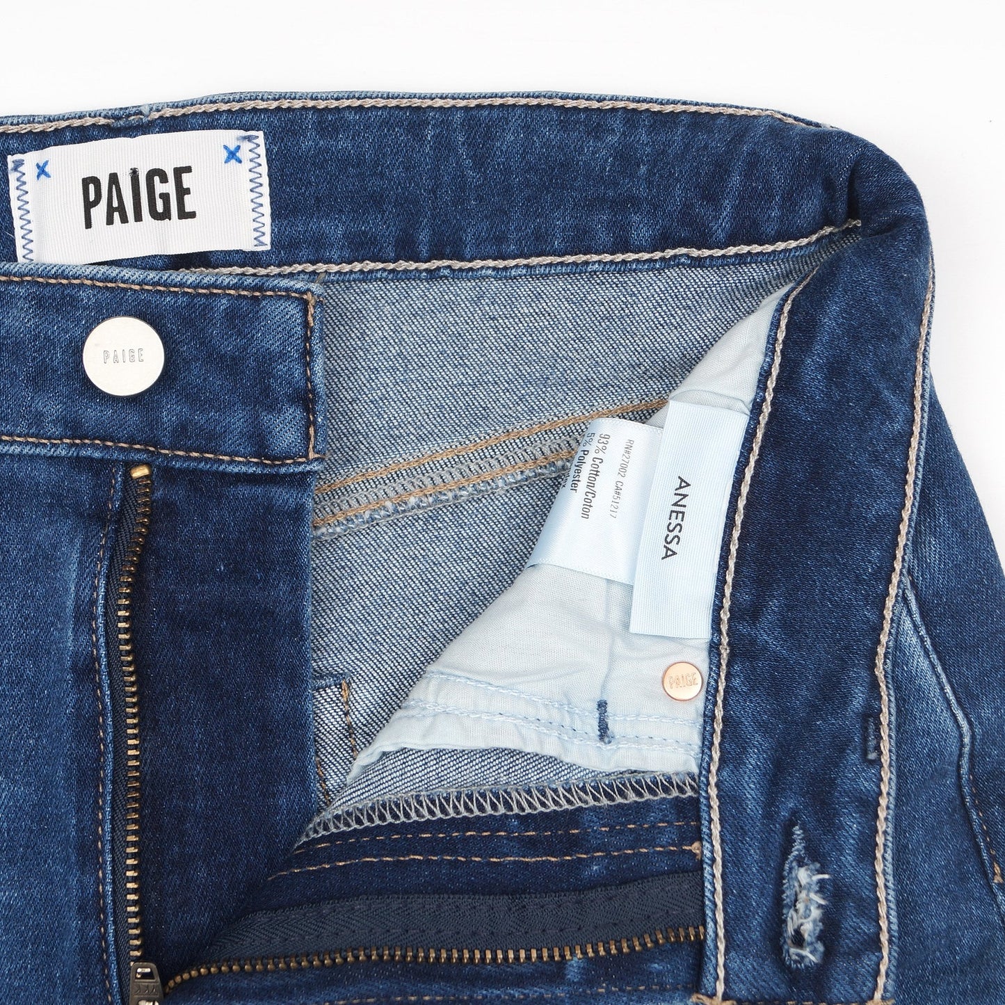 - Anessa - Raw Hem Jeans - Roam