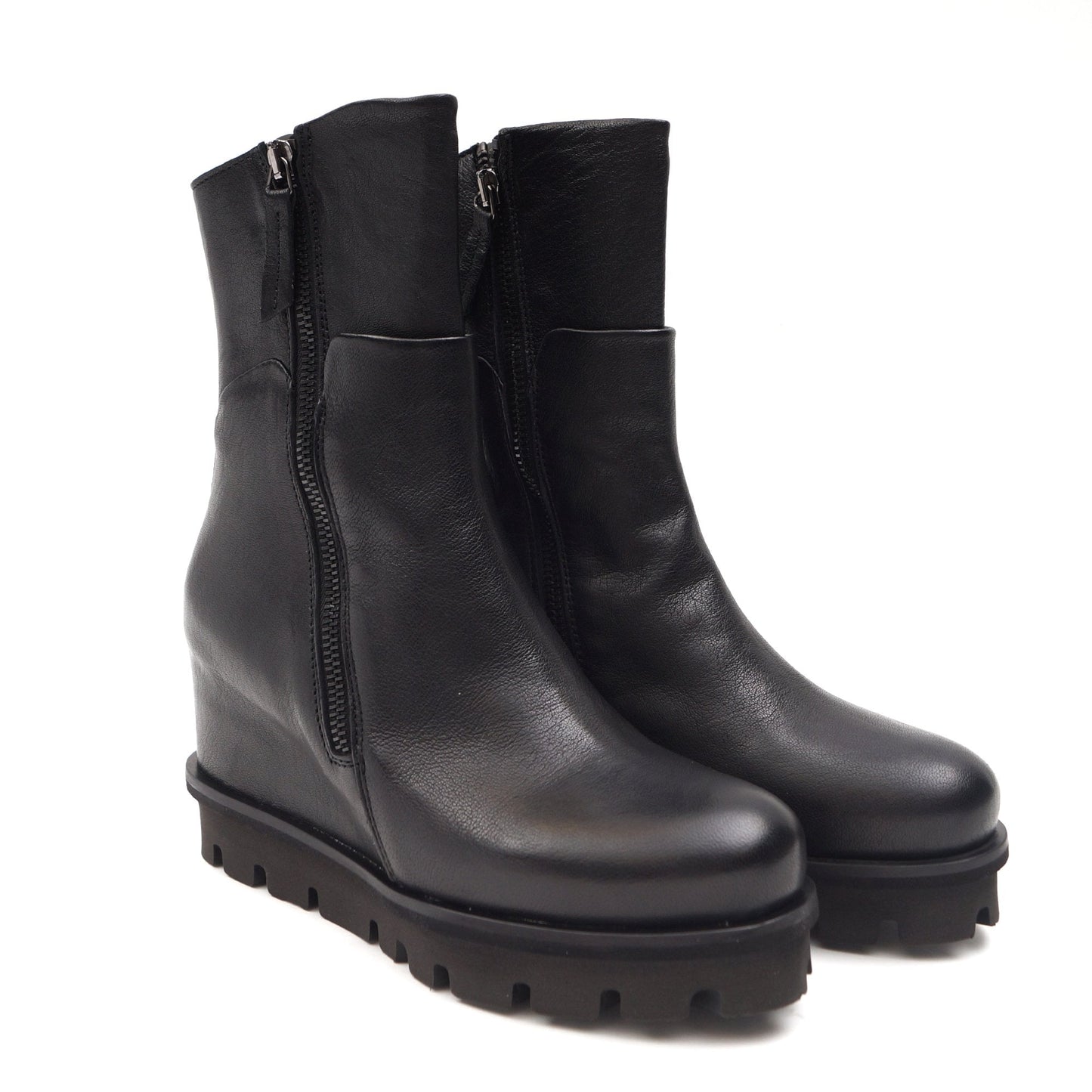 Freya Zanzi Boots - Black