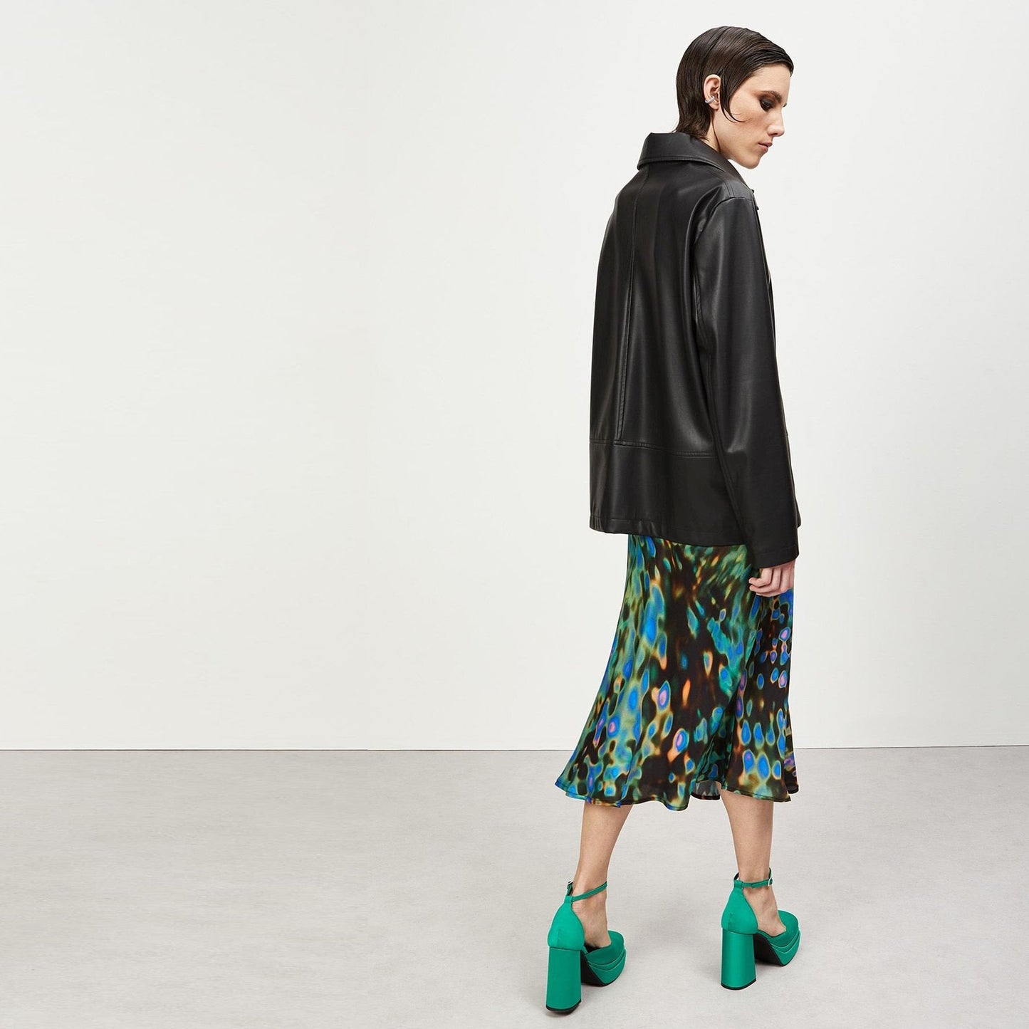 - Printed Viscose Black - Multi