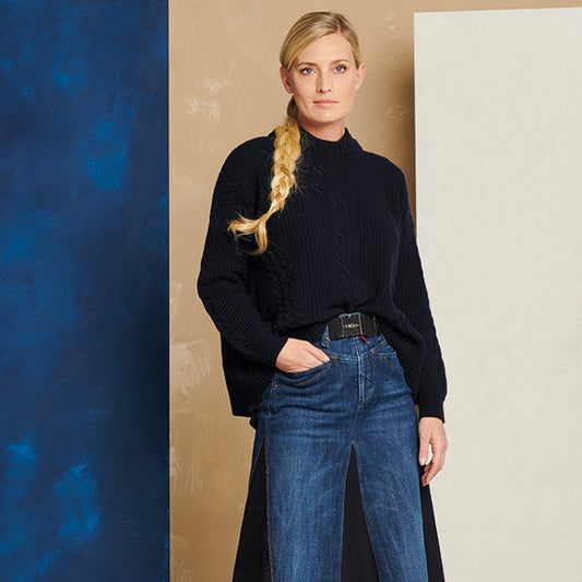 - Specialist Sweater -  Navy