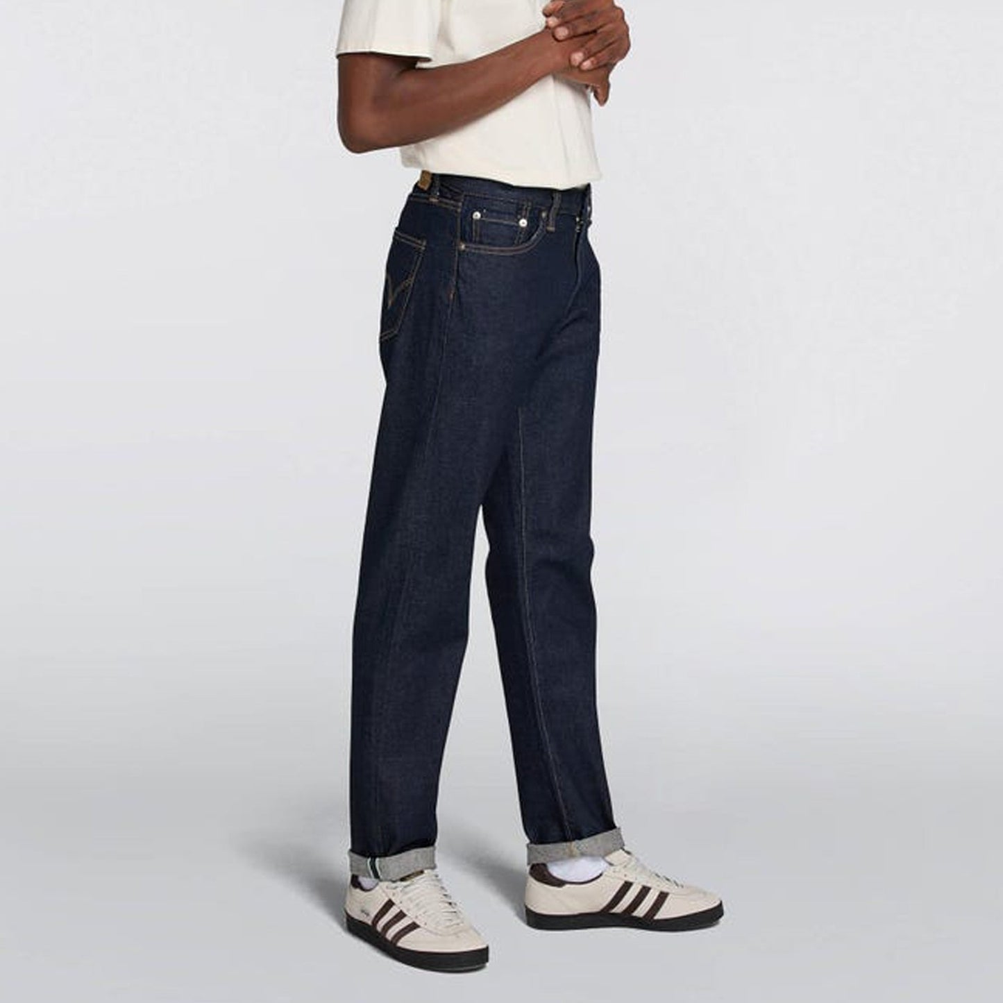 - Regular Tapered Jeans - Blue