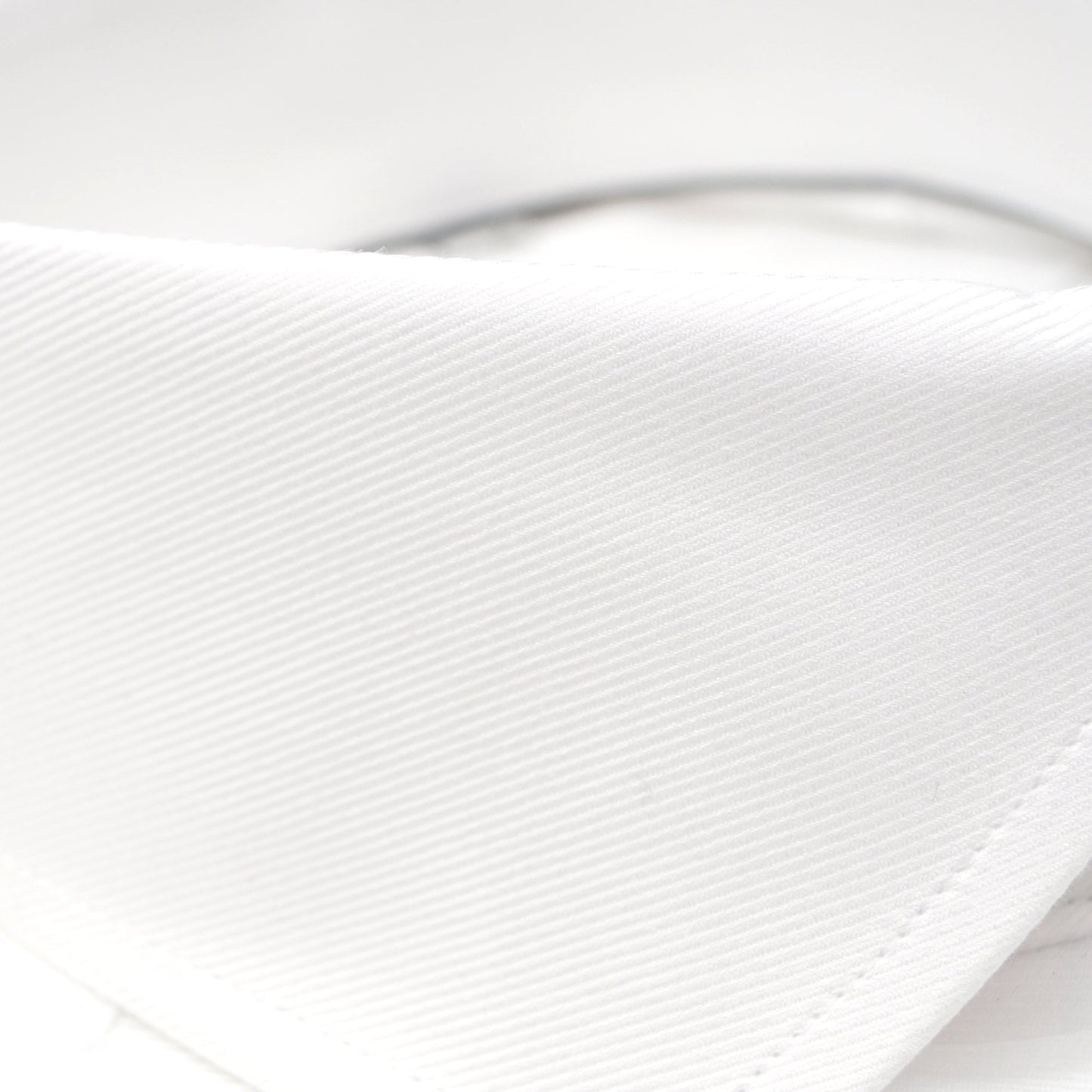 - Bari Cut Away Collar Shirt - White