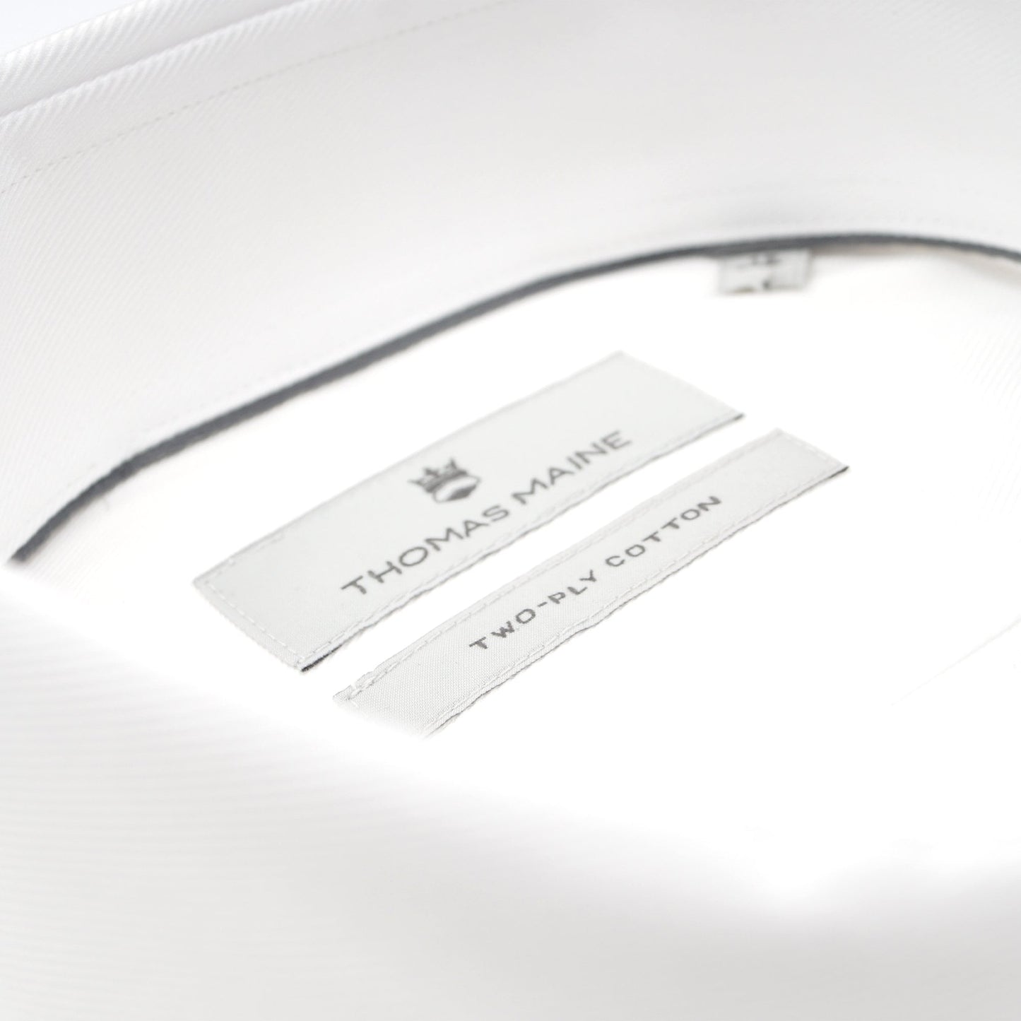 - Bari Cut Away Collar Shirt - White