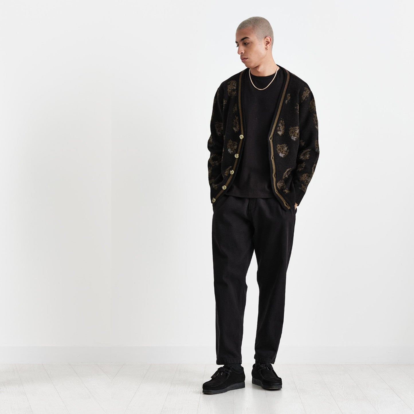 - Schill Cardigan - Black/Khaki