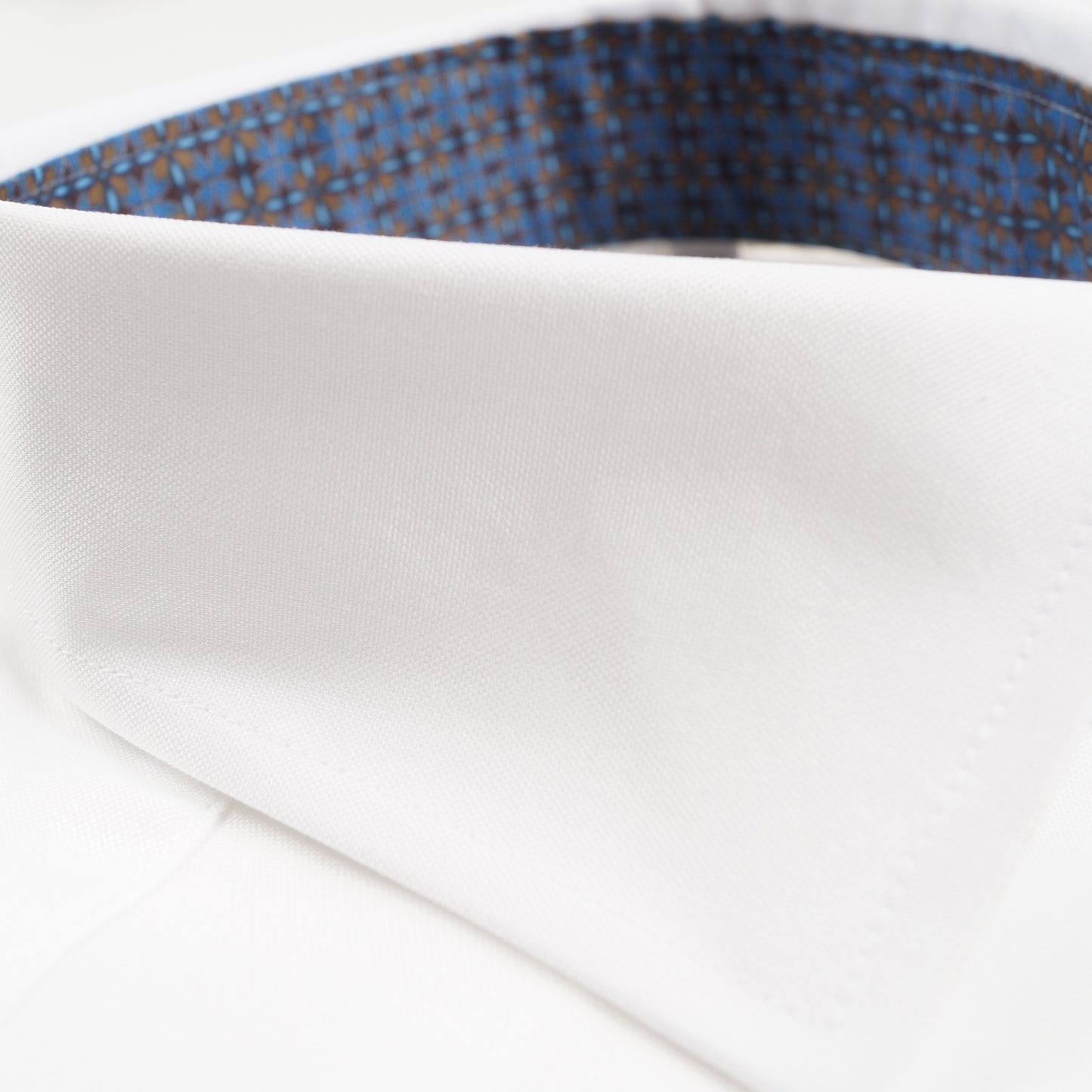 - Slimline 75 Contrast Trim - White