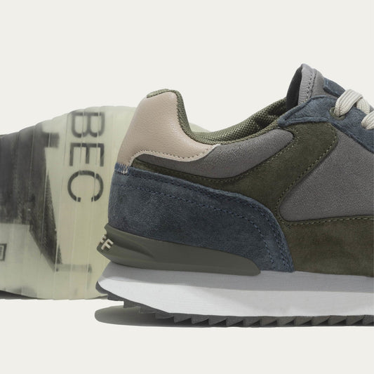 - Quebec City Sneakers - Quebec