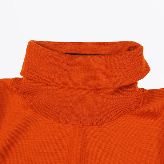 - Roll Neck Pullover - Dark Rust
