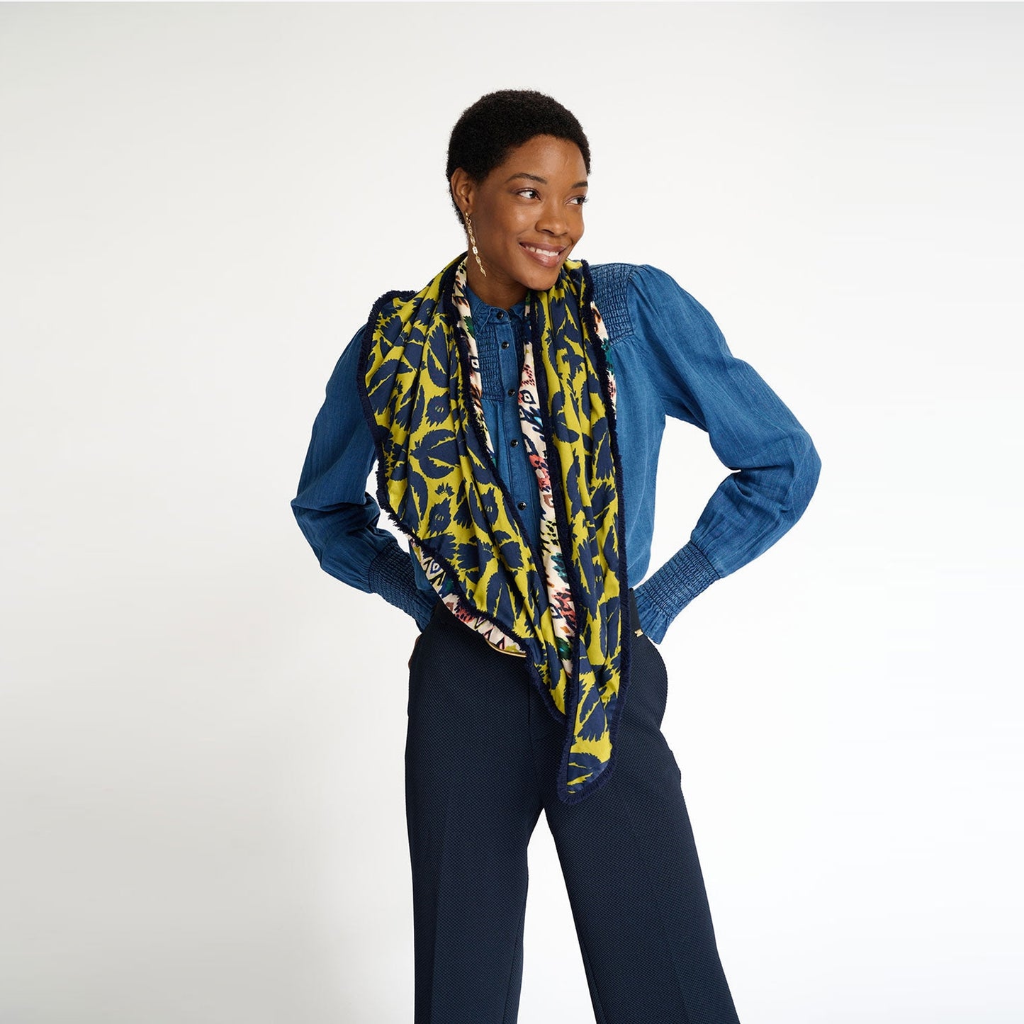 - Double Crafts Shawl - Ecru