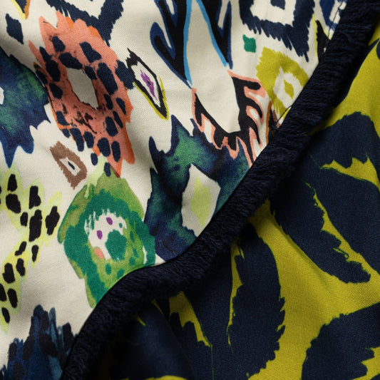 - Double Crafts Shawl - Ecru