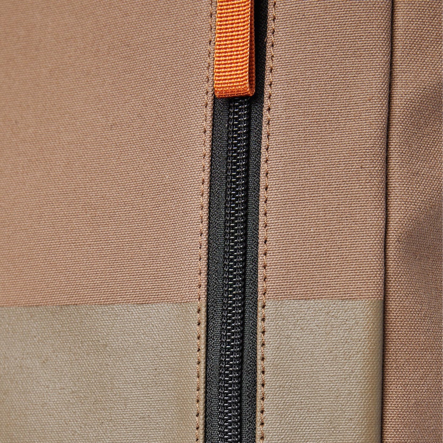 - Dante Vegan Backpack - Fossil