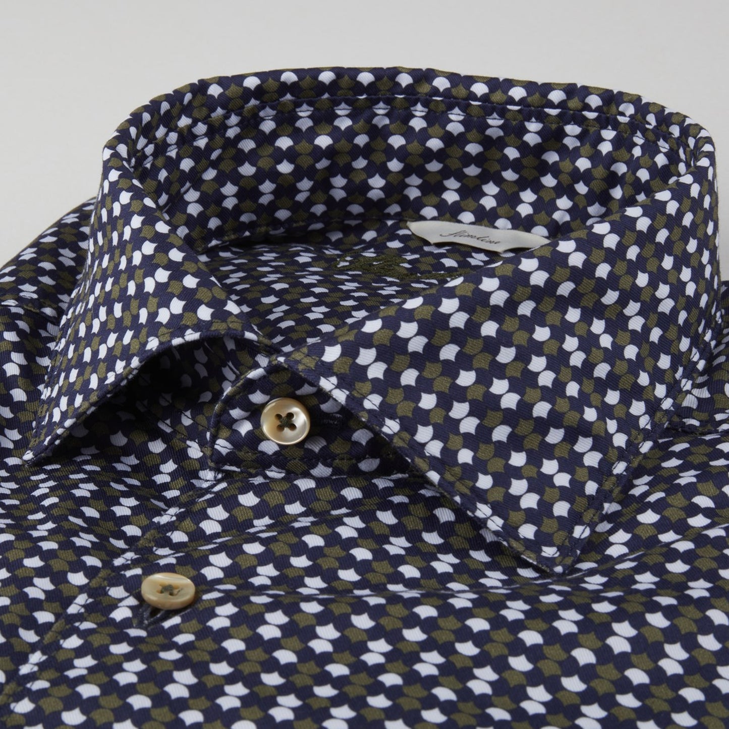 Fitted Body Patterned Shirt - Navy
