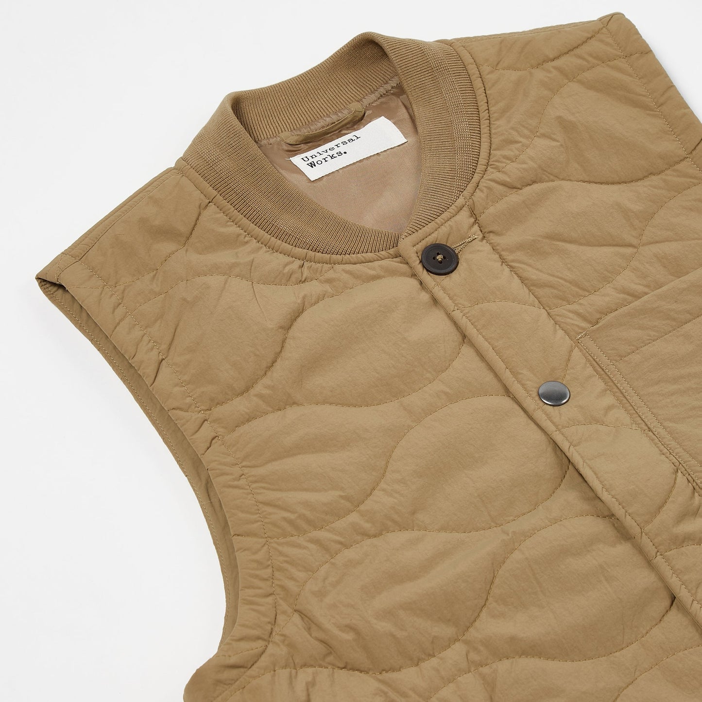 - Recycled Nylon Carlton Gilet - Sand