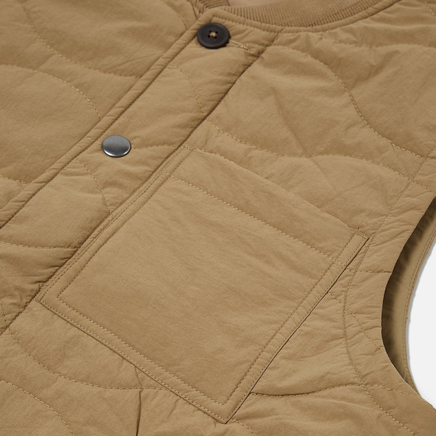 - Recycled Nylon Carlton Gilet - Sand