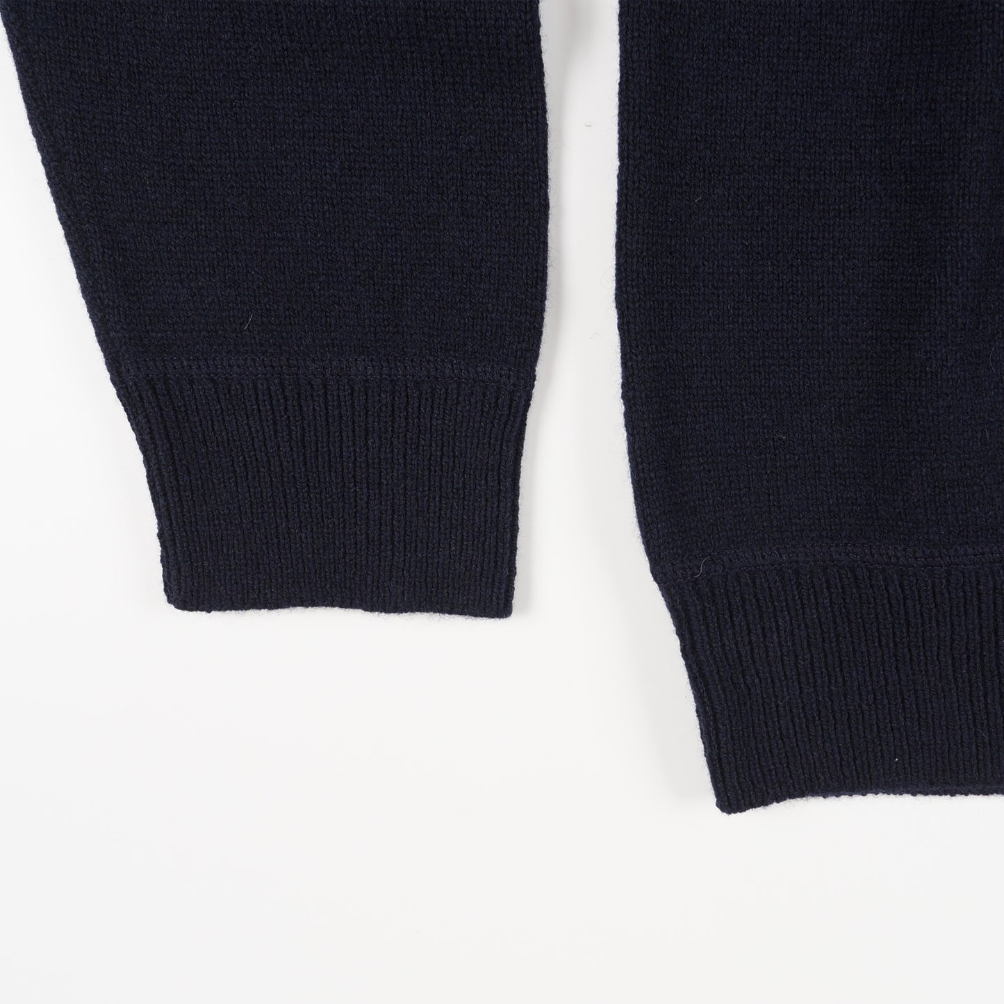 - Crew Neck Pullover - Very Nark Navy