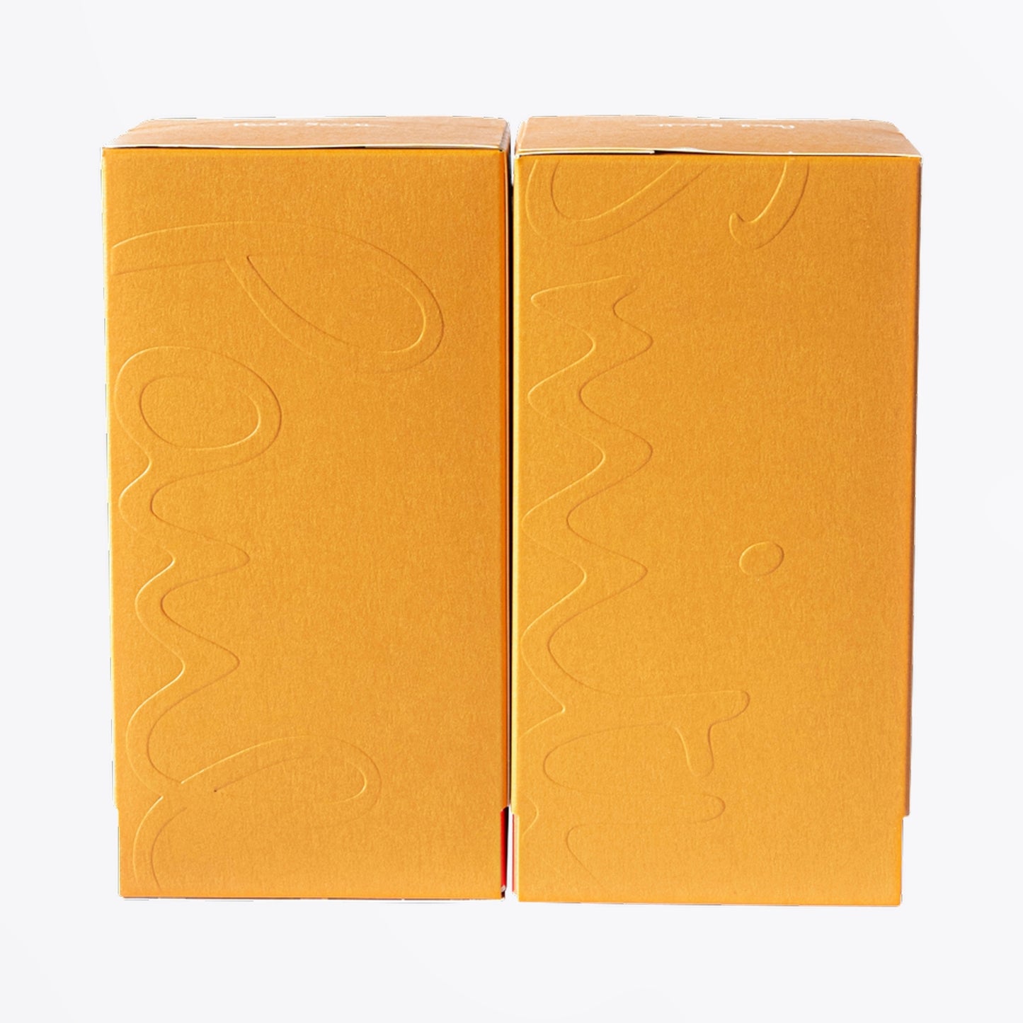 - Bookworm 240G Candle - Bookworm