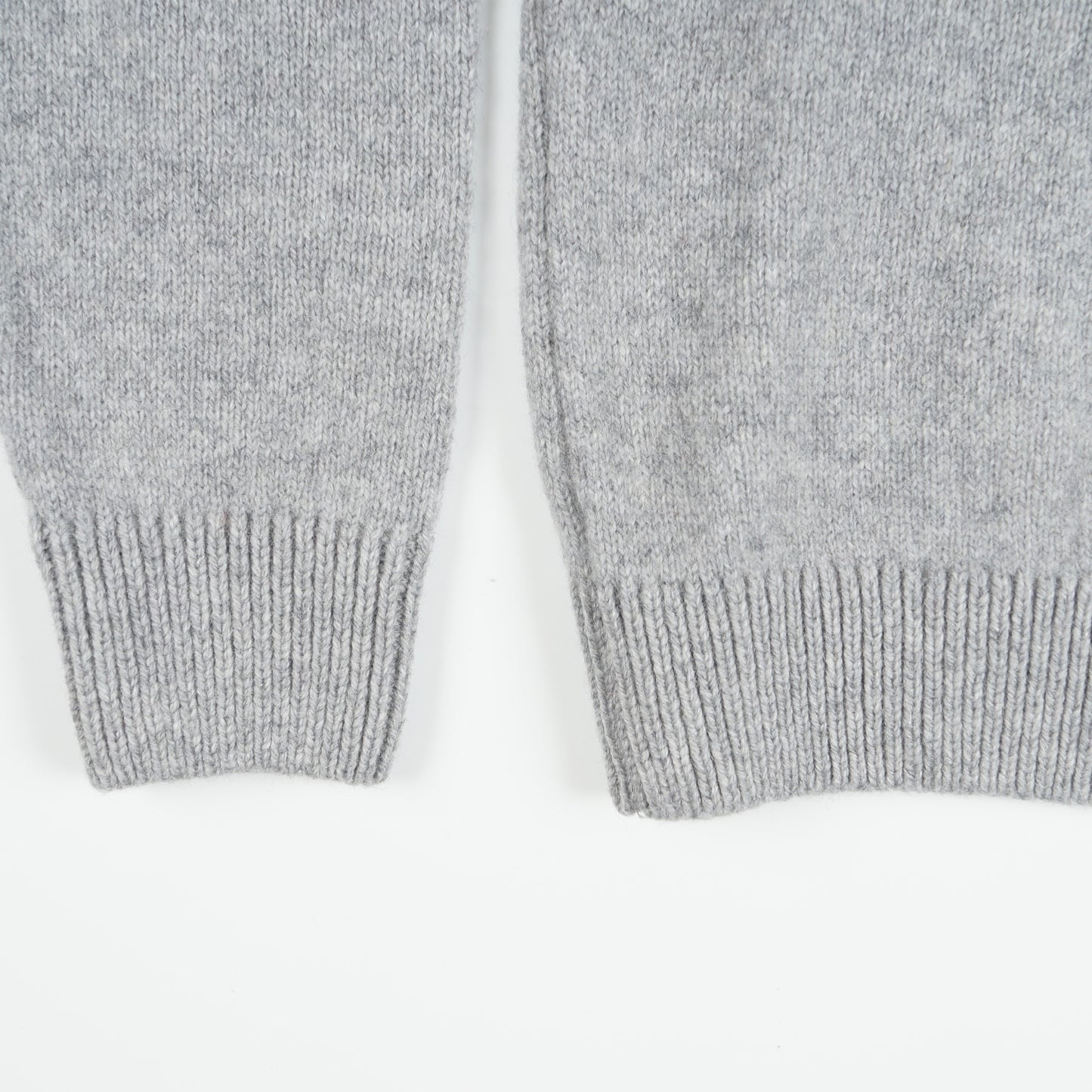 - Classic Merino Crew - Heather Grey