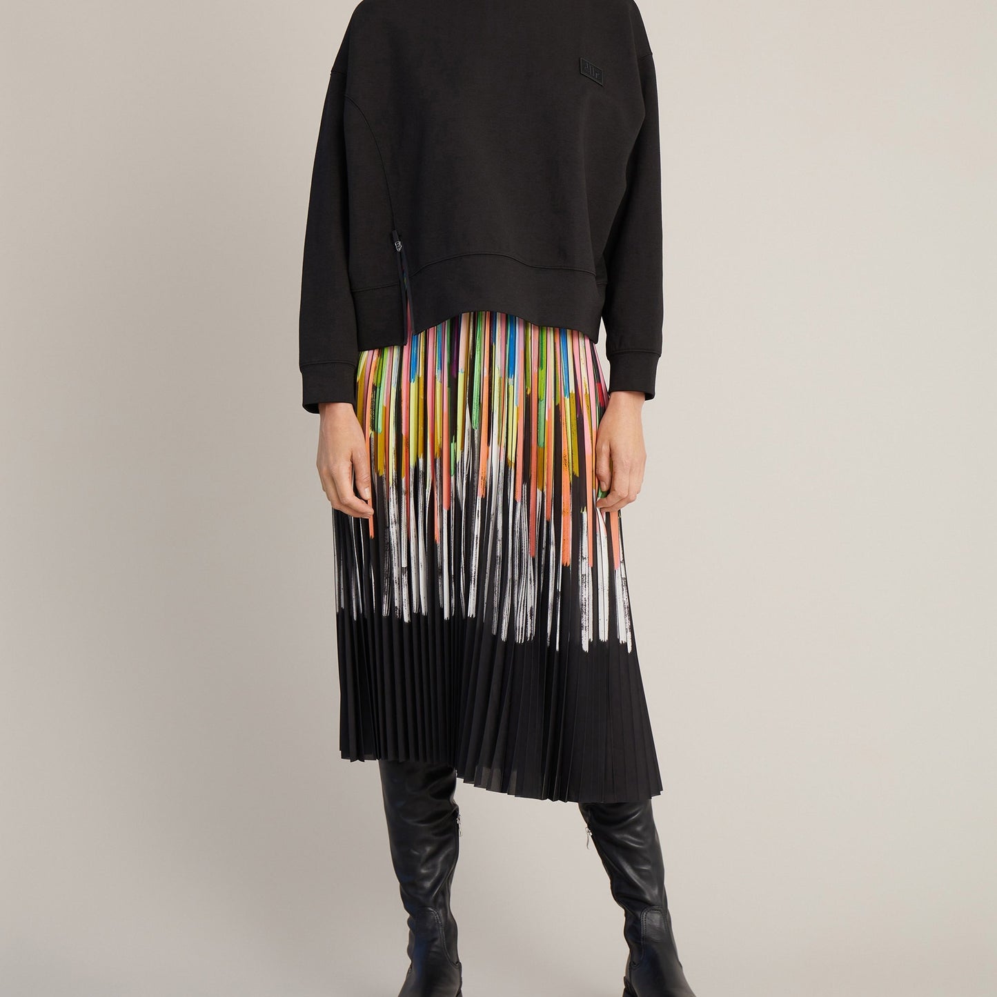 - Dance Skirt - Black