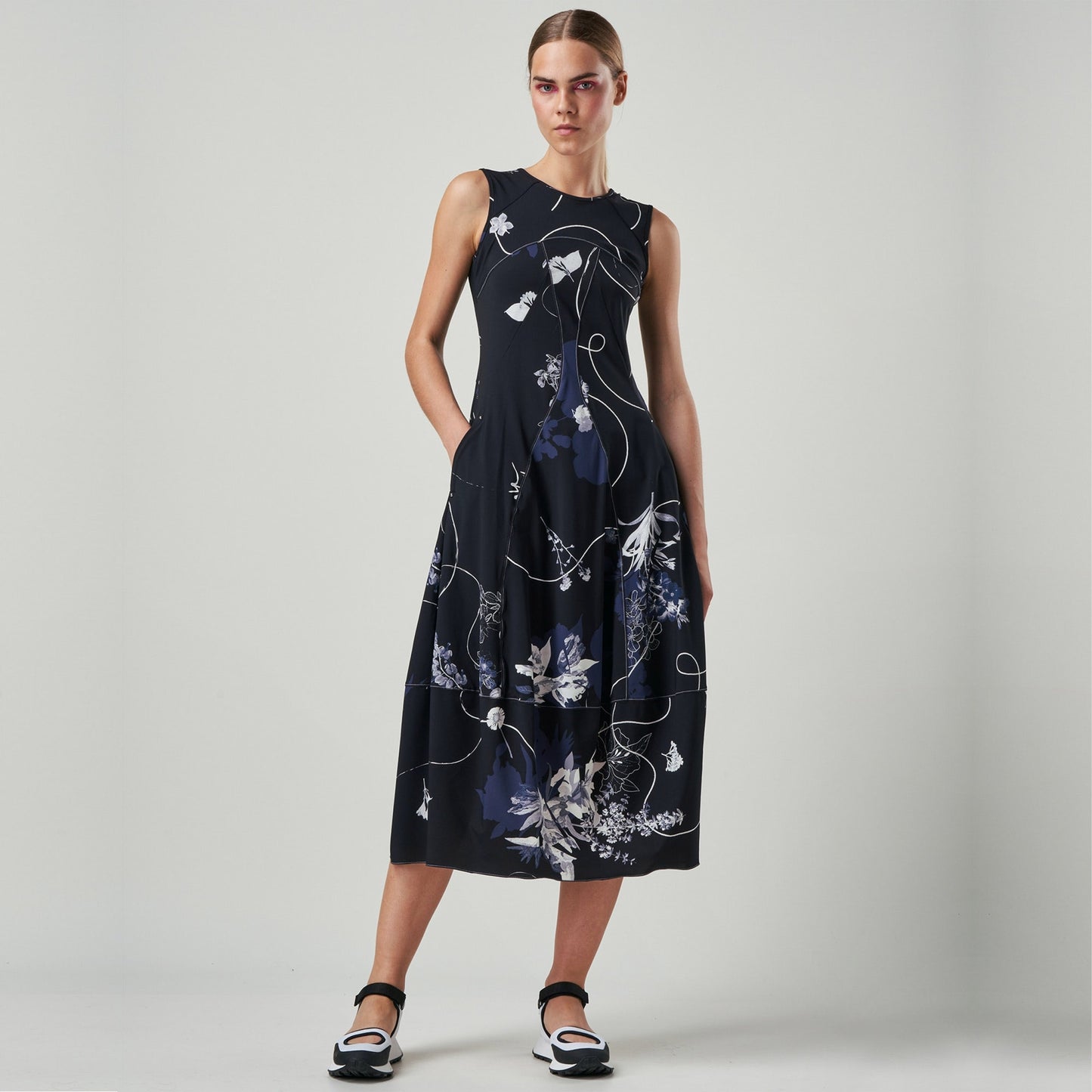 Mesmerise Dress - Navy