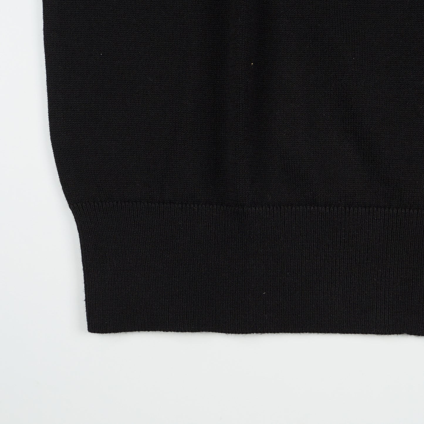 Knitted Short Sleeved Polo Sweater - Black
