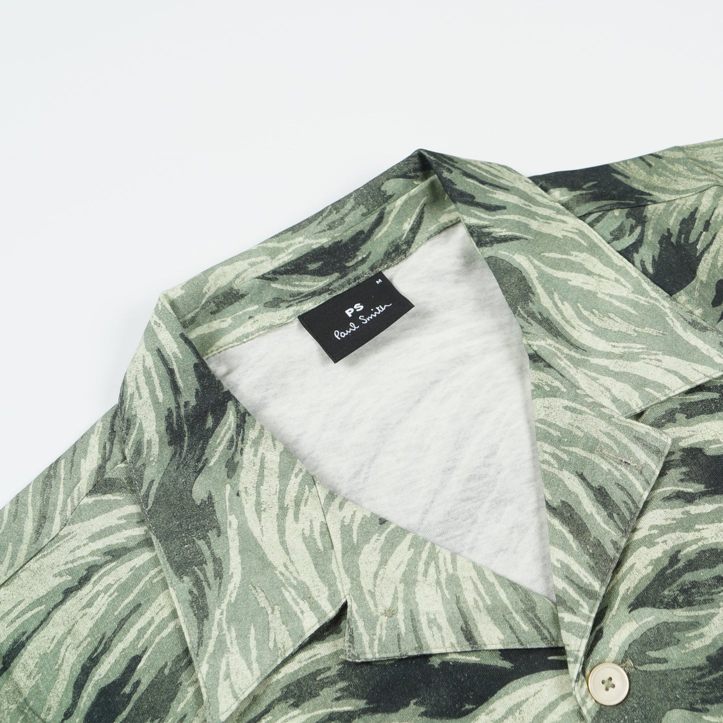 - Storm Short Sleeve Shirt - Pea Green
