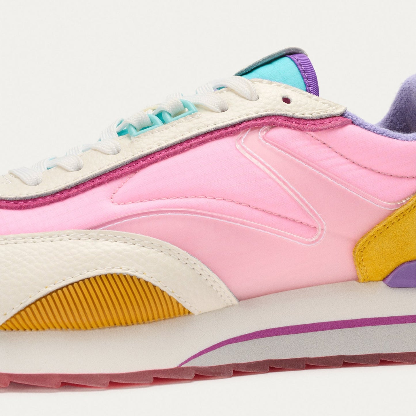 - Art Trainers - Tiger