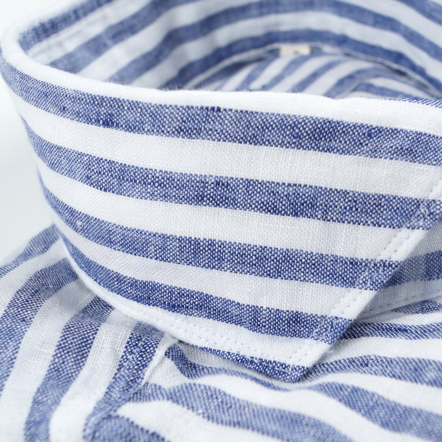 - Fitted Body Linen Stripe Shirt - Navy
