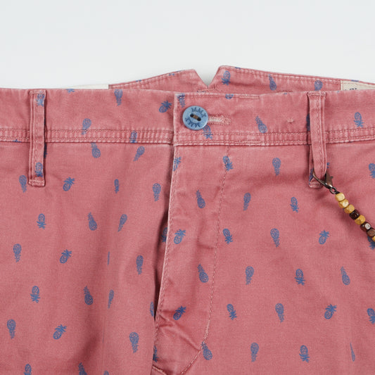 - Pavo Pineapple Slim Shorts - Red