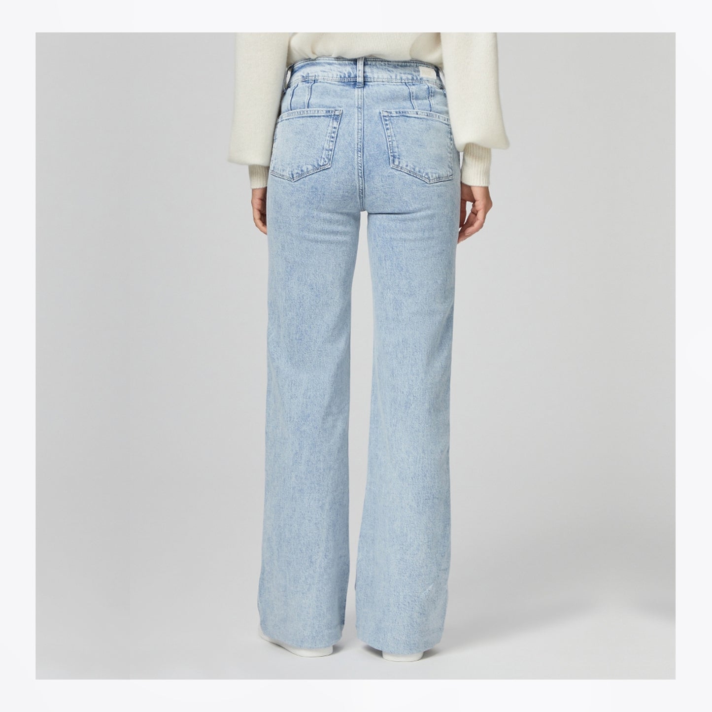 - Leenah 32inch Angled Patch Pocket - Denim