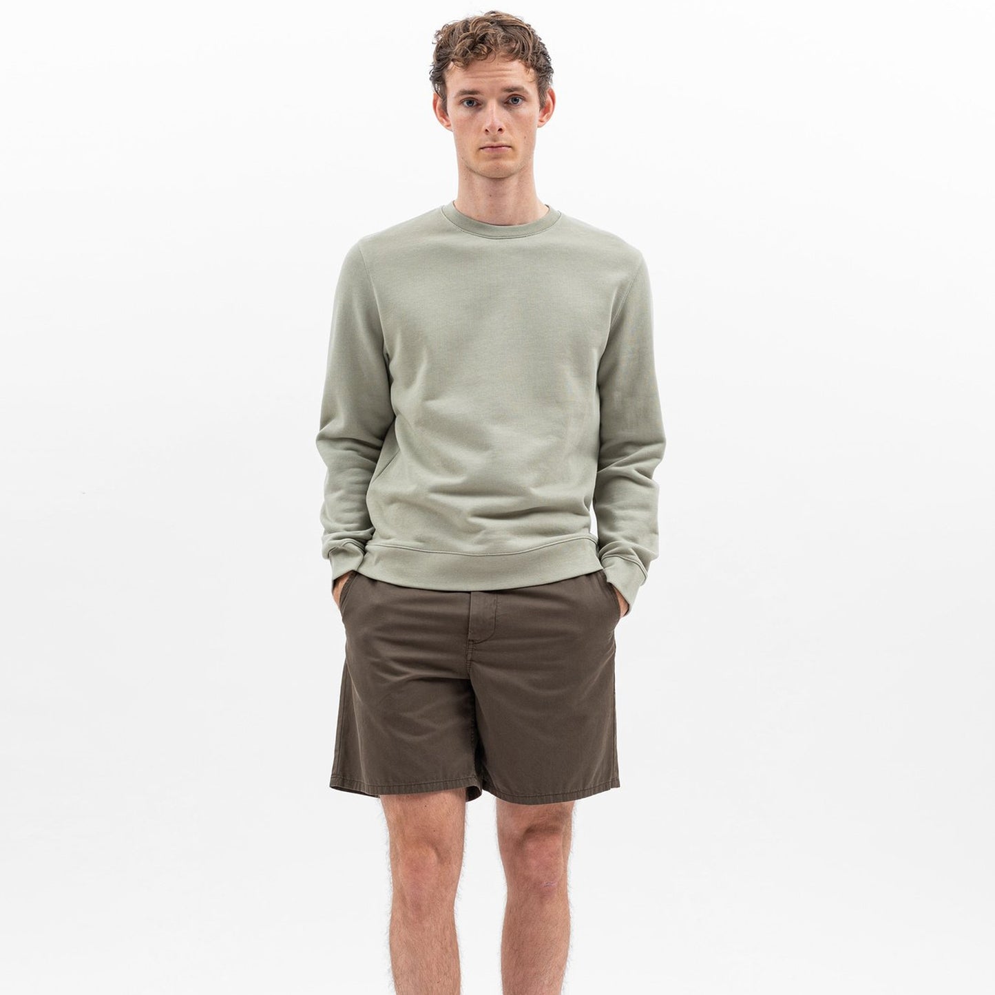 - Vagn Classic Crew Neck Sweater - Sunwashed Green