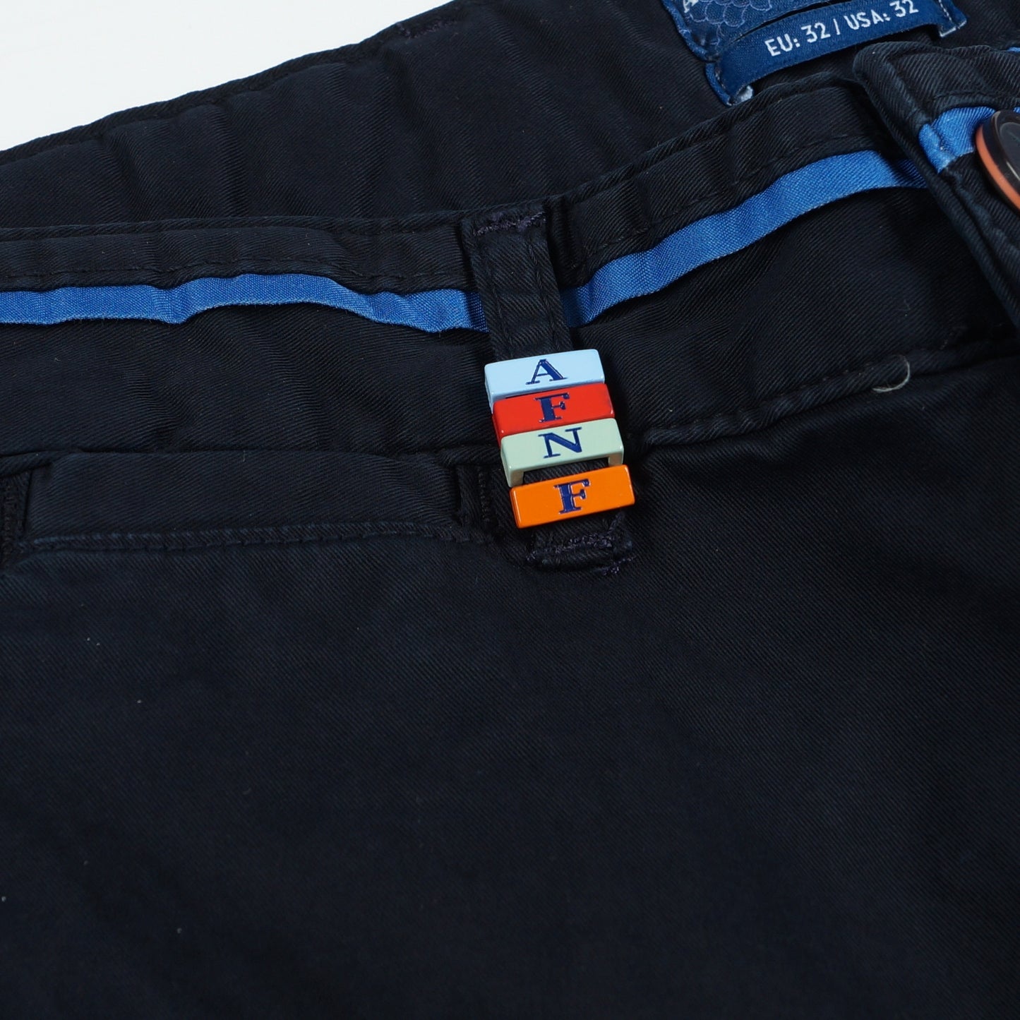 - Peached Twill Shorts - Navy